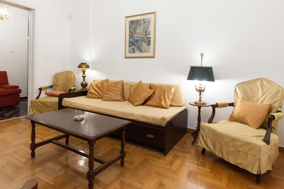 אתונה Charming Vintage 2Br Apartment With Balcony In Koukaki מראה חיצוני תמונה