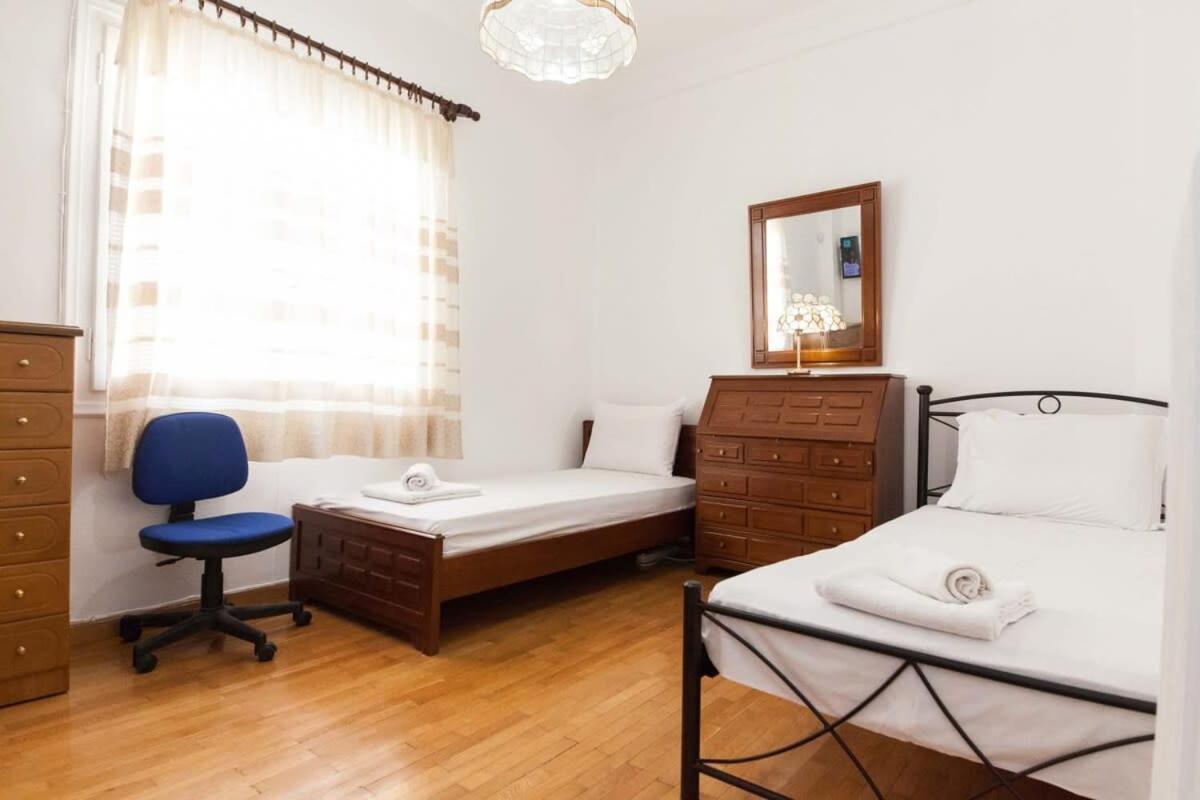 אתונה Charming Vintage 2Br Apartment With Balcony In Koukaki מראה חיצוני תמונה